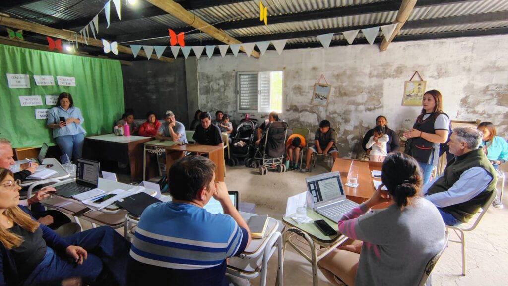 WhatsApp Image 2025-10-31 at 08.42.55 (1)